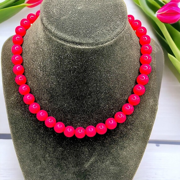 Homemade Hot Pink Round Beaded Collar Stretch 7 3/8 Inch Around Necklace! - Picture 1 of 6